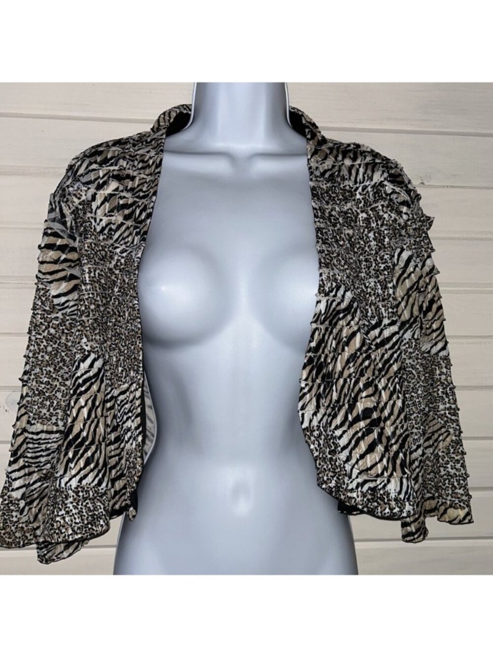 VTG Chicos Sz 3 (XL) Mixed Animal Print Shrug Cha-Cha Ruffles Open Front EUC